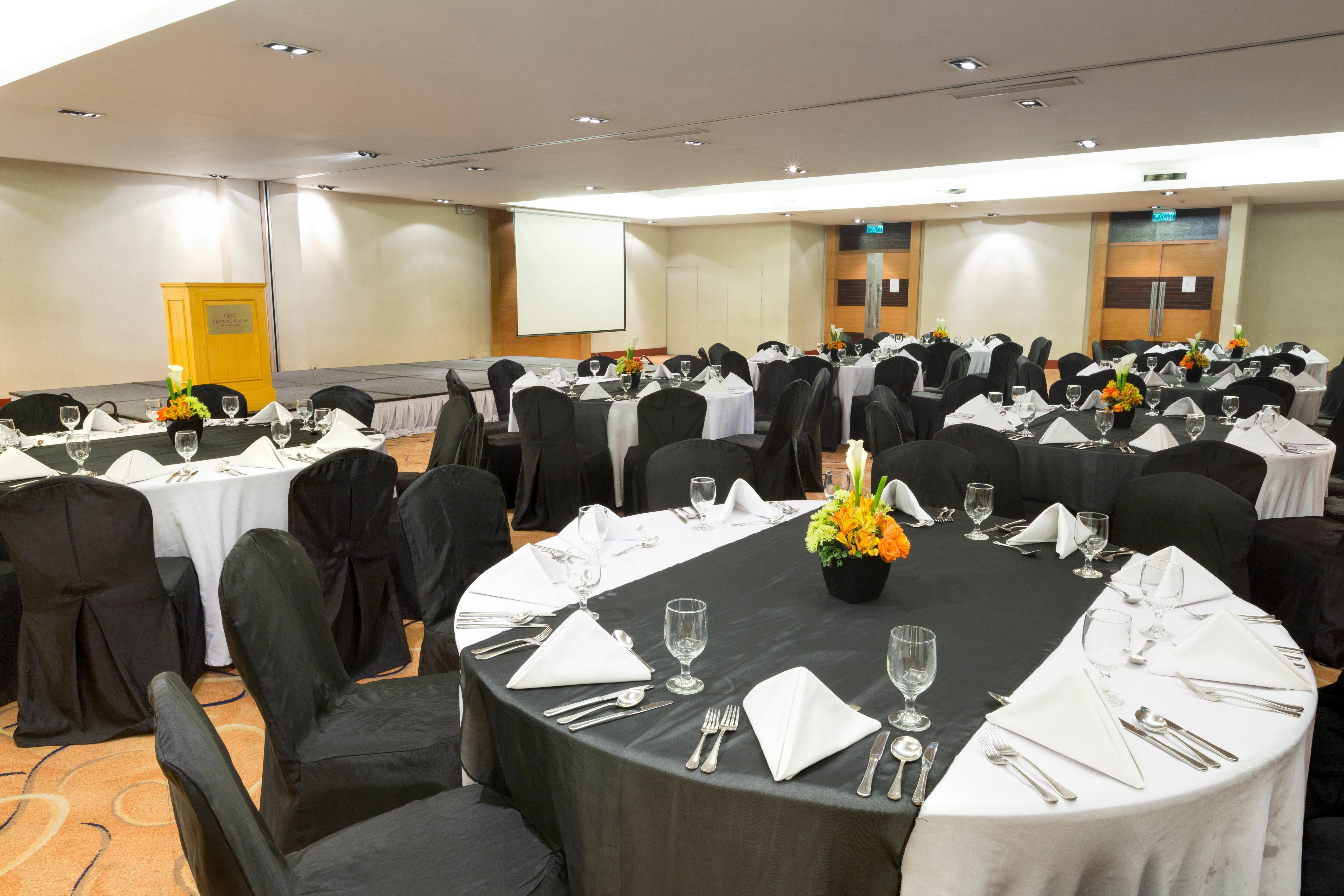 Crowne Plaza Manila Galleria By Ihg Pasig City Eksteriør billede