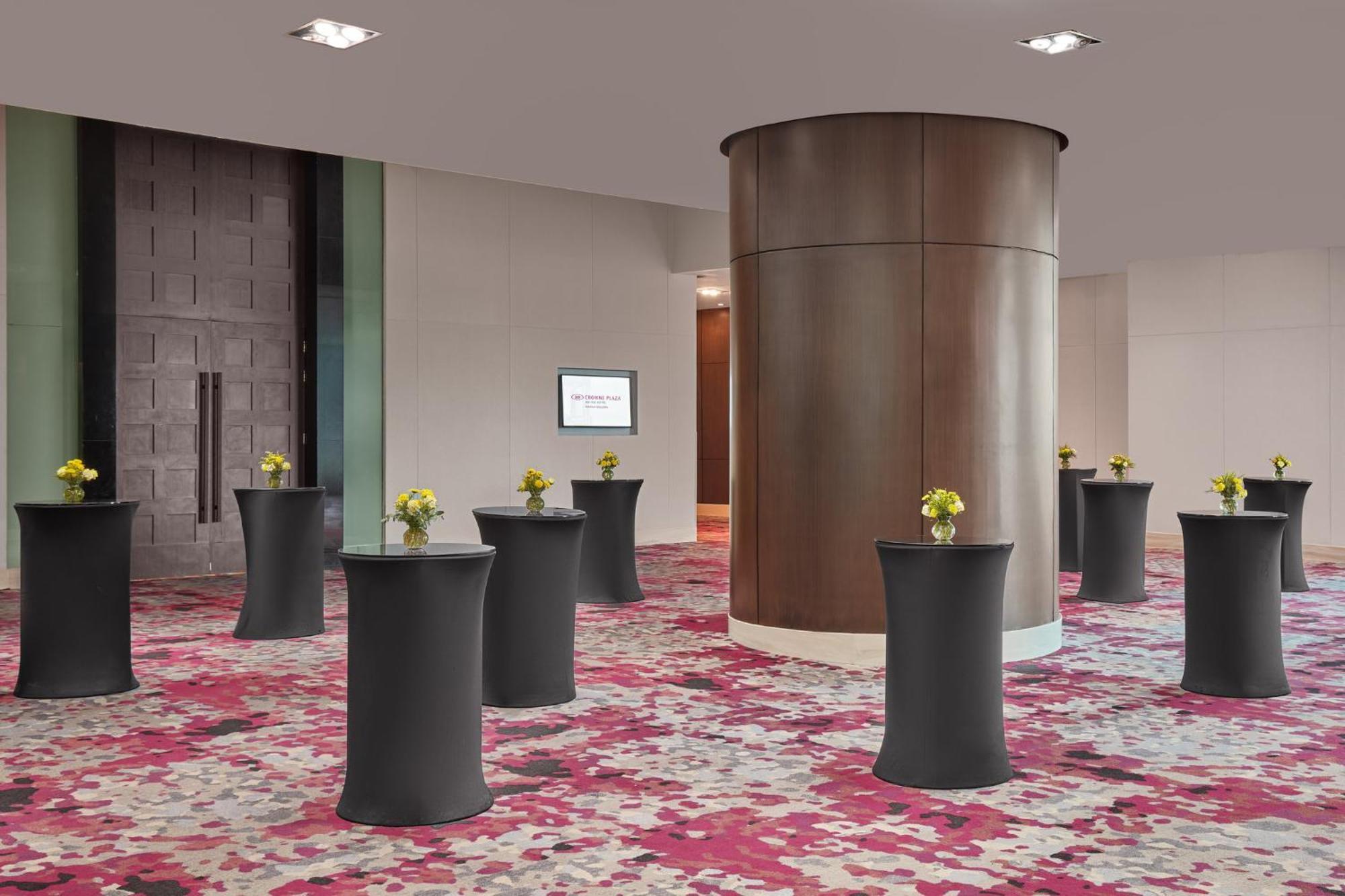 Crowne Plaza Manila Galleria By Ihg Pasig City Eksteriør billede