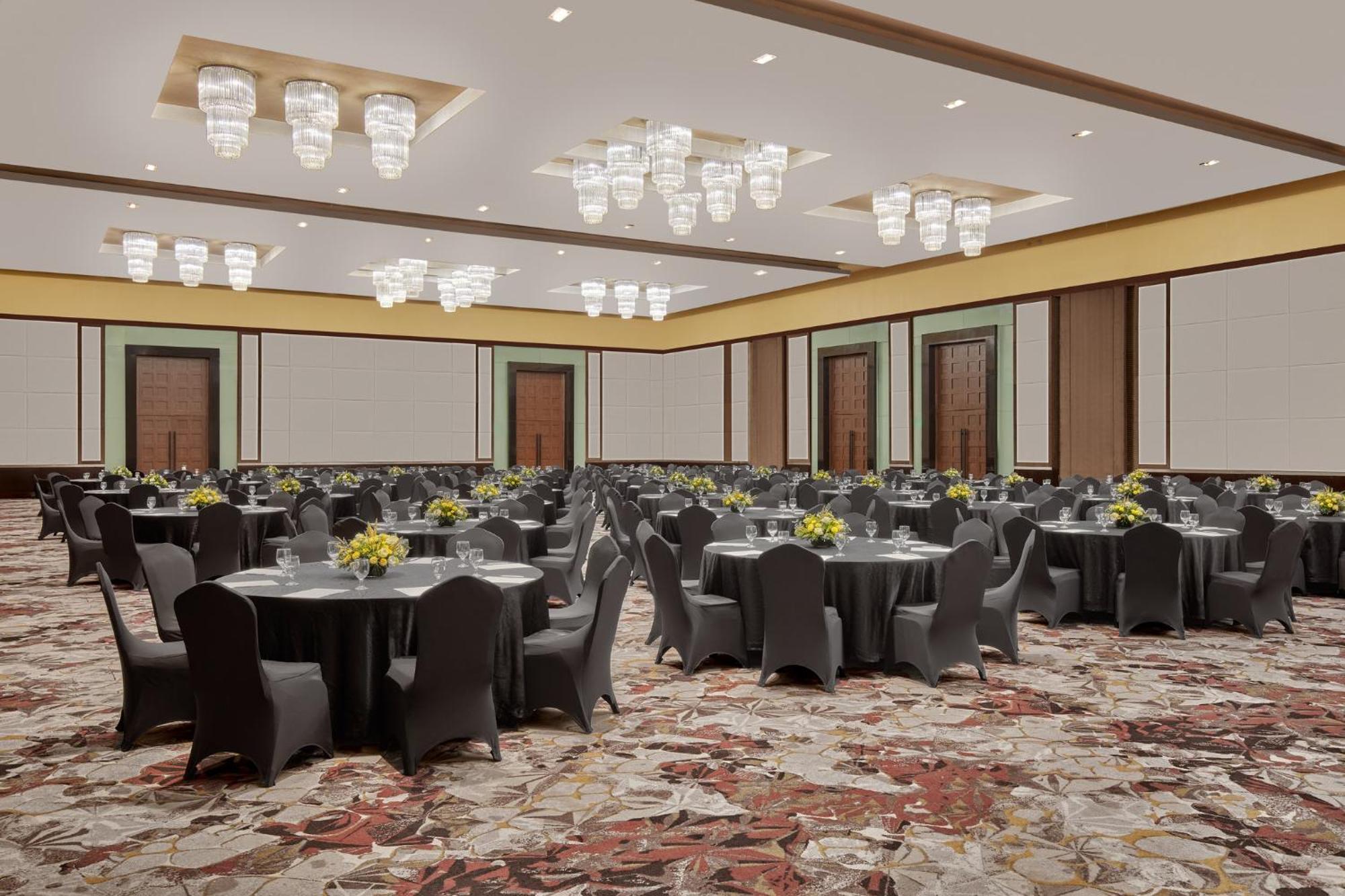 Crowne Plaza Manila Galleria By Ihg Pasig City Eksteriør billede