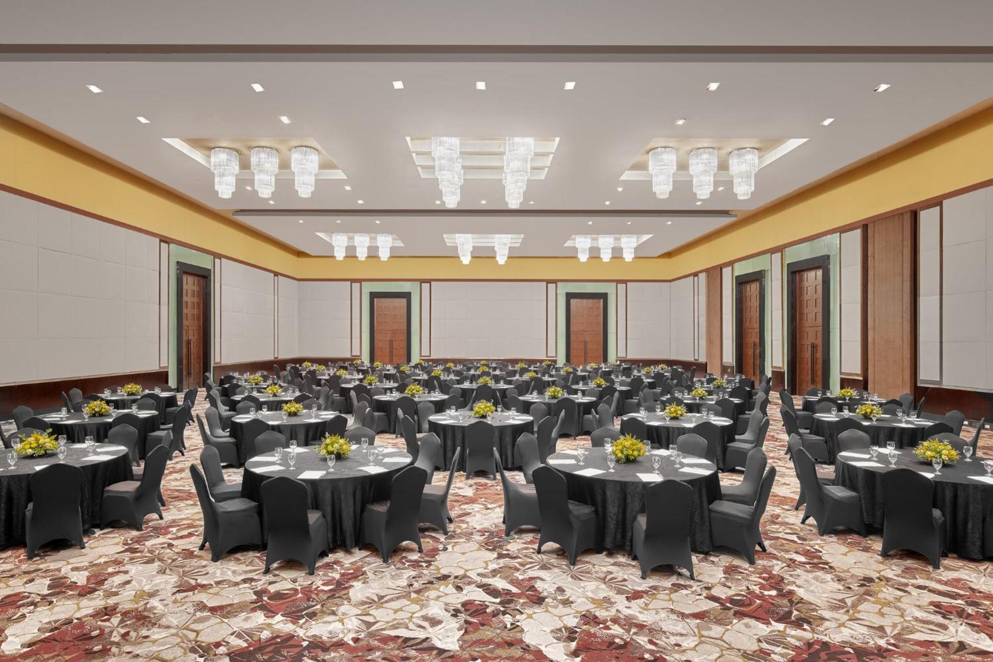 Crowne Plaza Manila Galleria By Ihg Pasig City Eksteriør billede