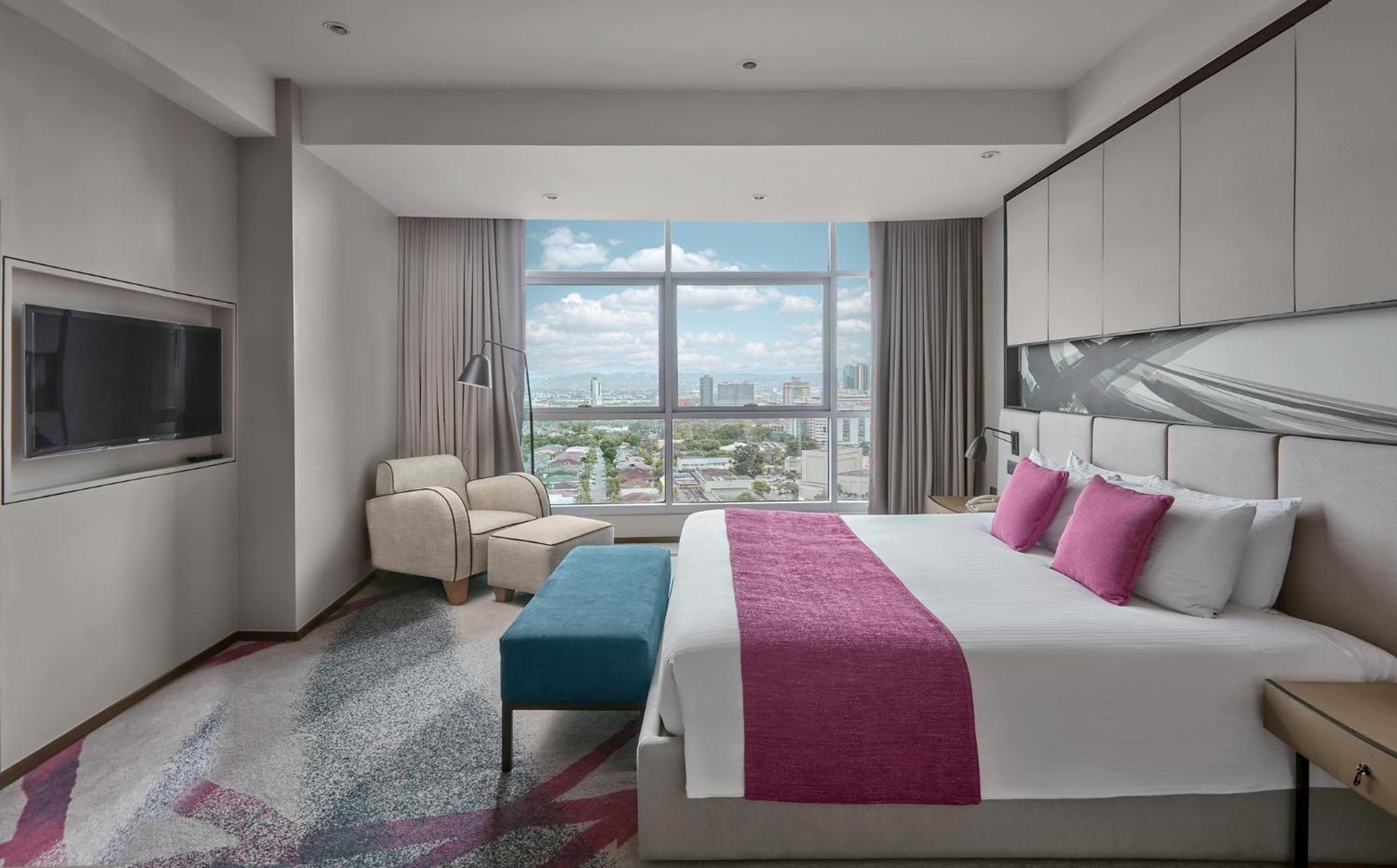 Crowne Plaza Manila Galleria By Ihg Pasig City Eksteriør billede